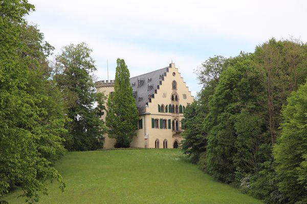 Schloss Rosenau