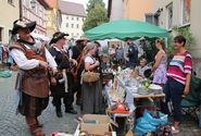 Flohmarkt in der Pfarrgasse am Seßlacher Altstadtfest