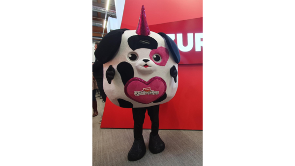 Rainbocorn Walking Act